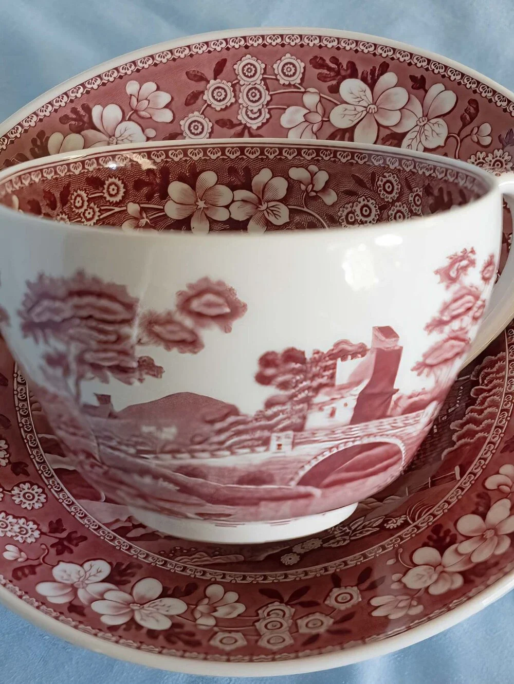 Beautiful, Spode Archive Collection Tower Pattern. Jumbo Cup & Saucer. England.